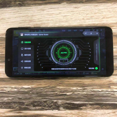 黑鲨游戏手机Helo上手评测:不是上一代产品简单升级